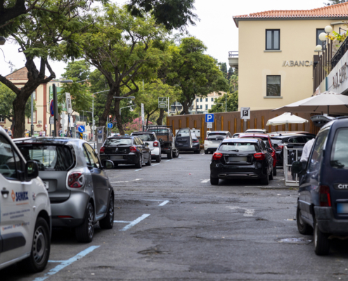 Requalificação do estacionamento na Avenida do Infante