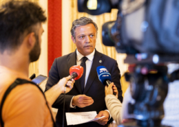 Funchal aprova início de revisão de regulamentos municipais