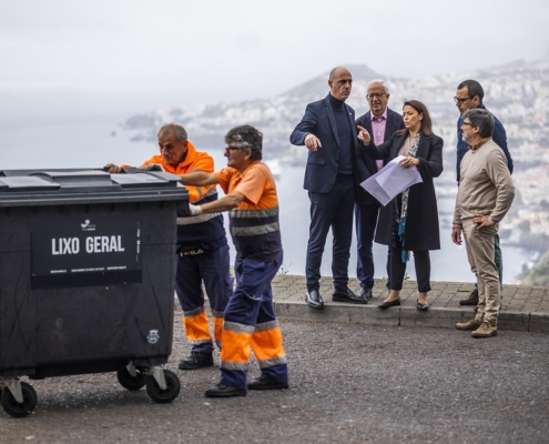 Funchal reforça contentores de resíduos para o Fim-de-Ano: 2023 tem um incremento de 10% face ao ano anterior