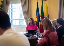 CMF tem este ano 420 mil euros para bolsas de estudo e 450 mil euros para manuais e material escolar: Cristina Pedra realça que orçamento da Câmara é para ser gasto com os residentes do Funchal