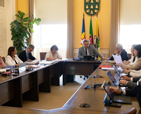 Bruno Pereira ressalta reforço de apoios sociais e ações contra descargas na orla marítima do Funchal